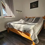Bukowianski Dworek - Blisko Wyciagi, Termy, Szlaki Turystyczne Oraz Kuchnia I Grill W Obiekcie 3*
