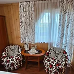 Affittacamere Bukowianski Dworek - Blisko Wyciagi, Termy, Szlaki Turystyczne Oraz Kuchnia I Grill W Obiekcie 3*