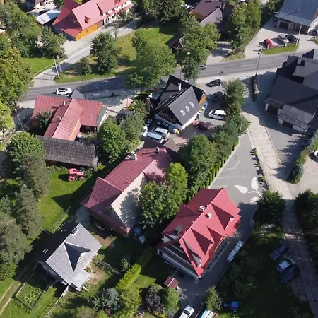 Pensión Bukowianski Dworek 40 M Od Wyciagu 3*